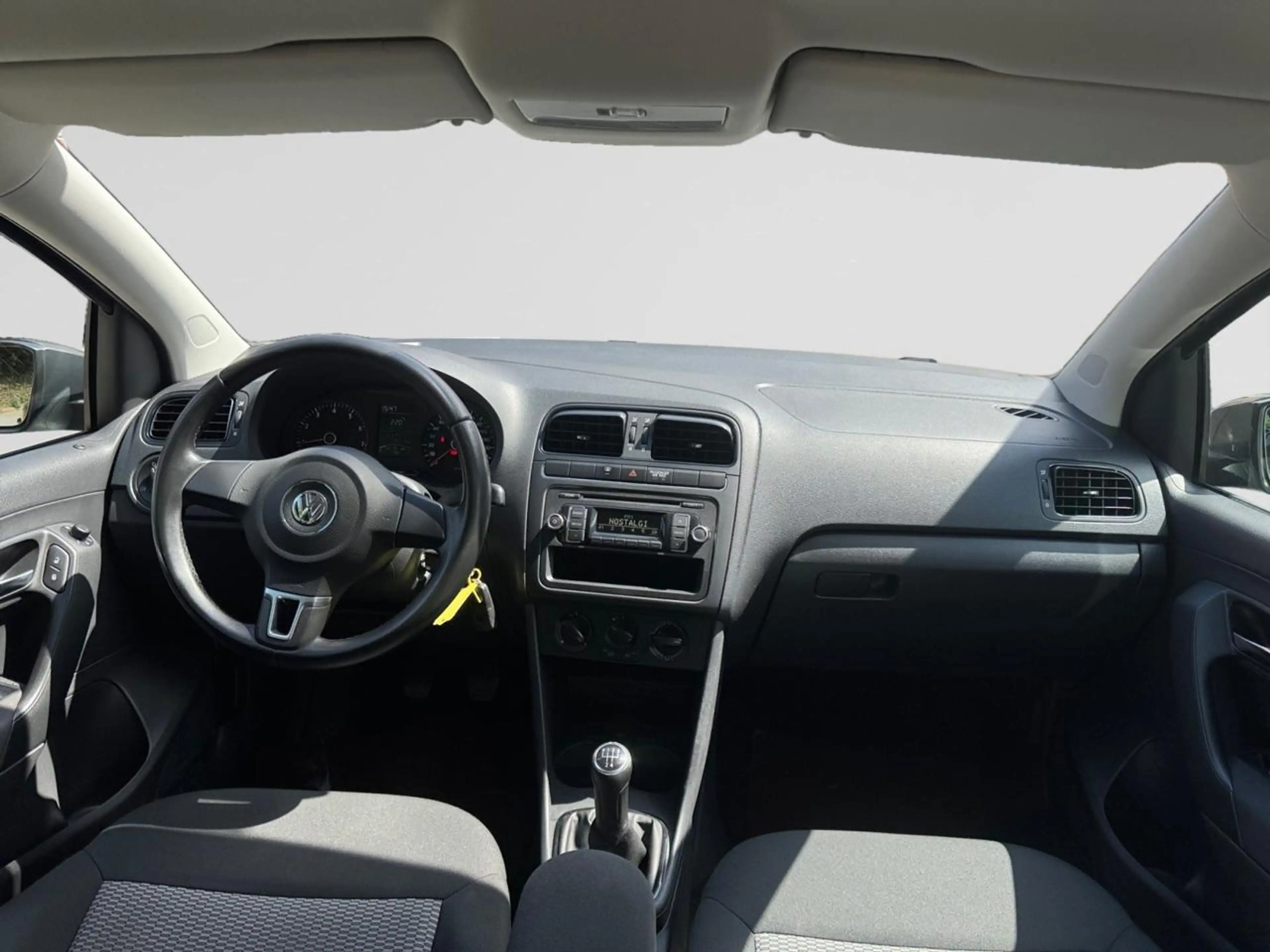 Volkswagen Polo 1.2i Trendline — photo 6