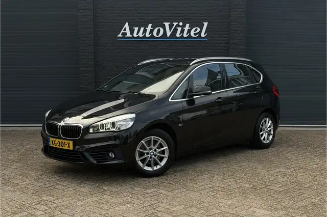 BMW 220 2-serie Active Tourer 220d Sportline | Trekhaak |