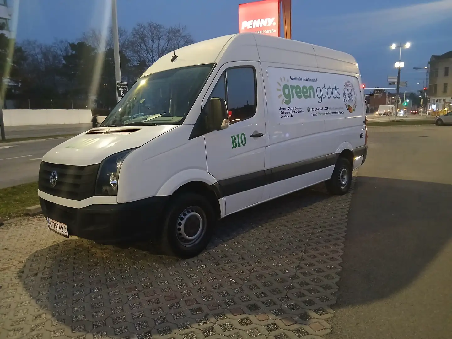 Volkswagen Crafter Crafter 35 HR Kombi 3-3-3 MR 2,0 BMT TDI Weiß - 1
