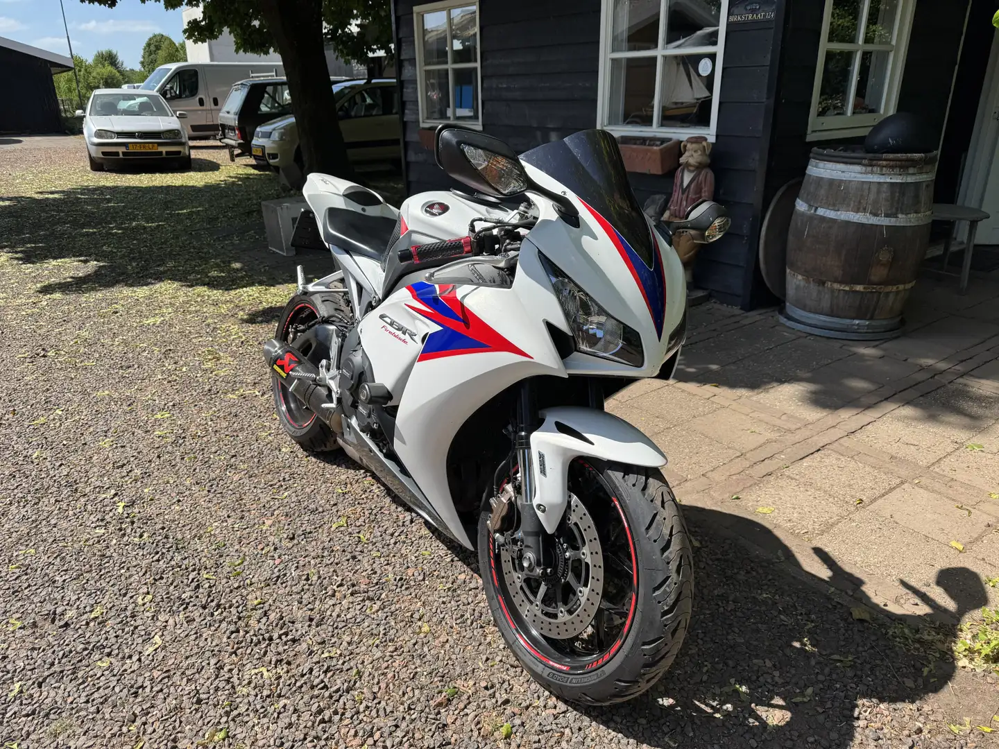 Honda CBR 1000 1000RR Fireblade ABS AKRAPOVIC Weiß - 2