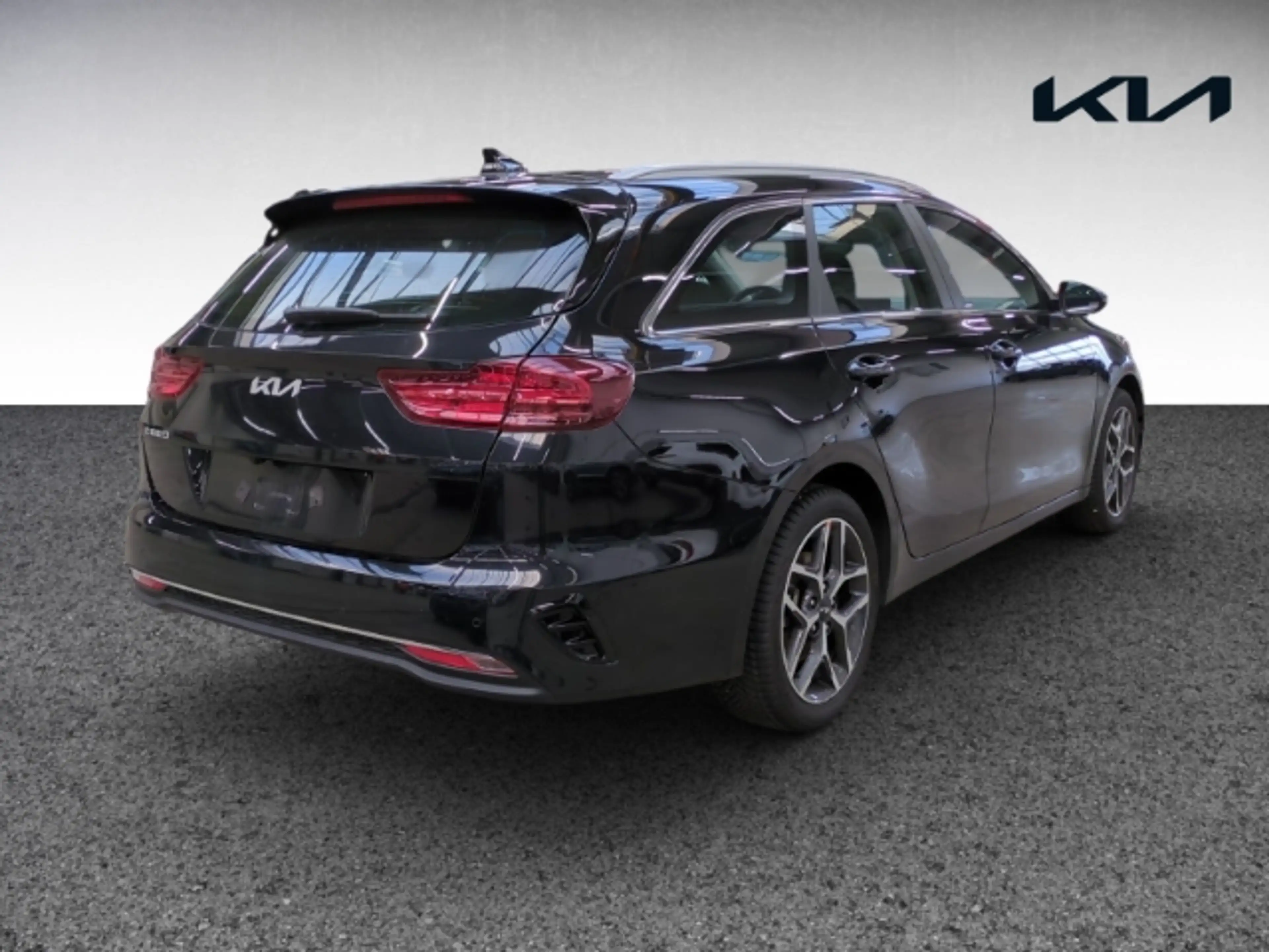 Kia Ceed / cee'd Sportswagon Spirit 1.5T NAVI,CARPLAY,SITZHZG — photo 4
