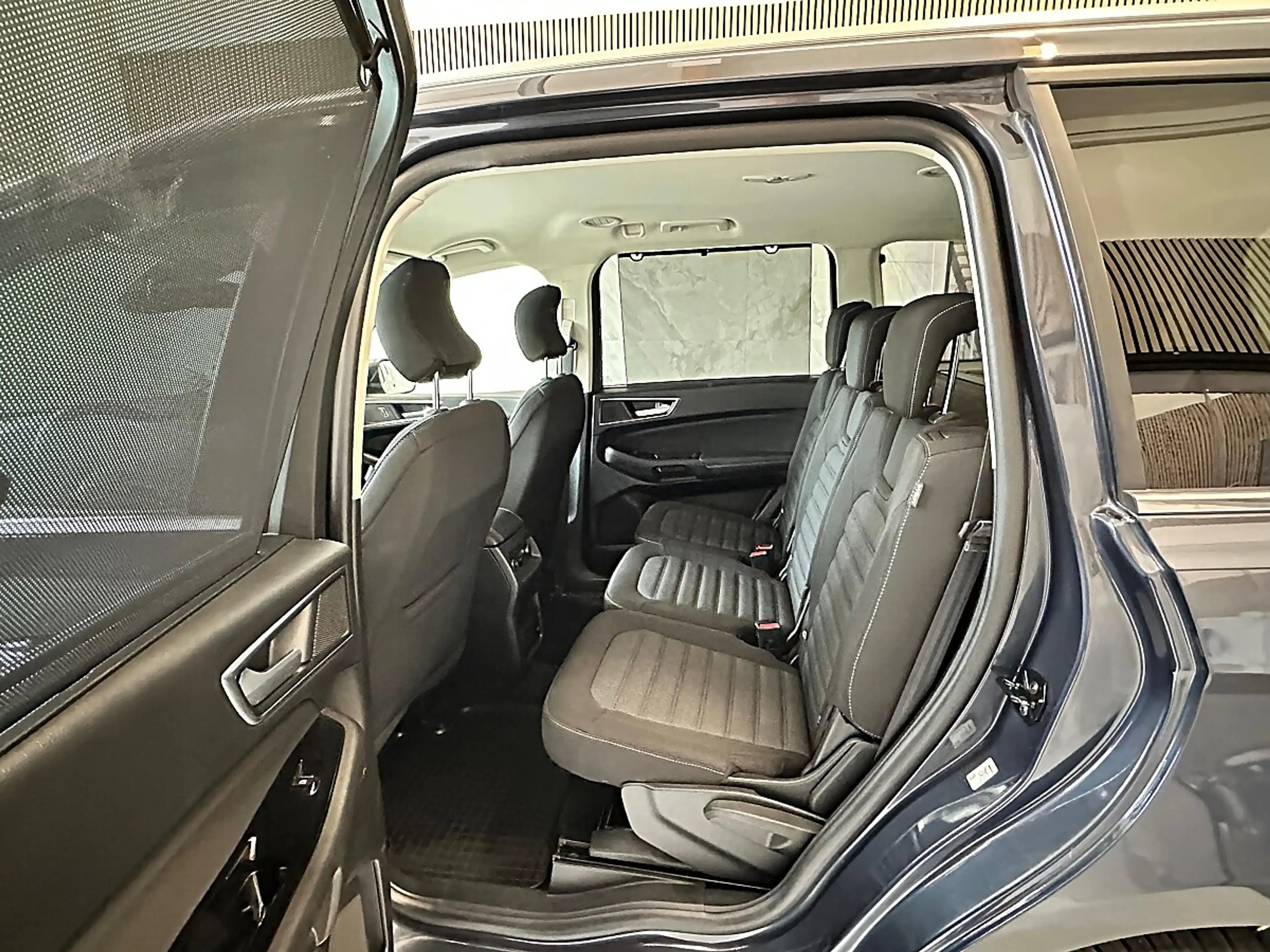 Ford Galaxy 2,0 EcoBlue SCR AWD Titanium Aut.  7 Sitze, 19-... — photo 12