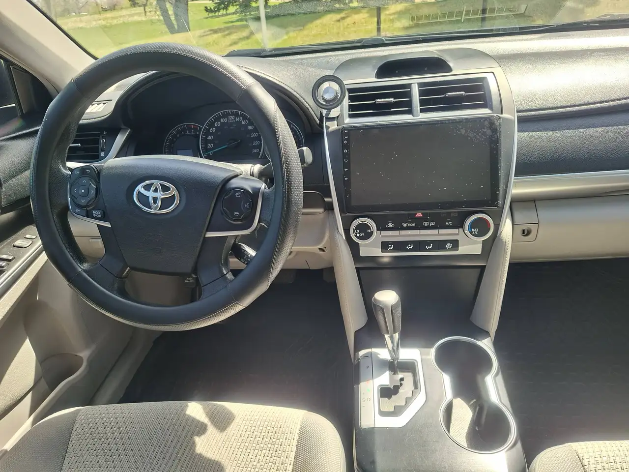 Toyota Camry снимка Toyota Camry