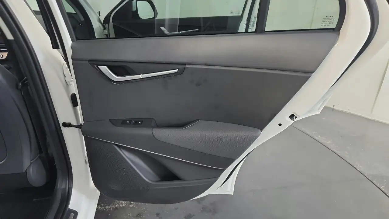 Kia Niro снимка Kia Niro