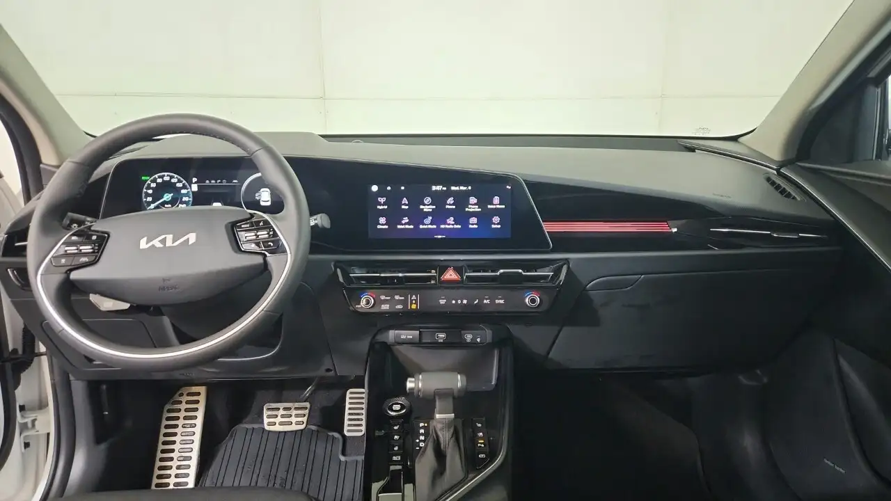 Kia Niro снимка Kia Niro
