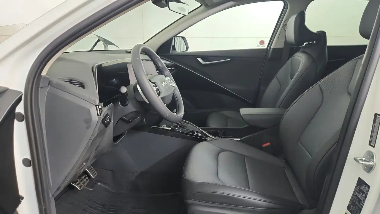 Kia Niro снимка Kia Niro