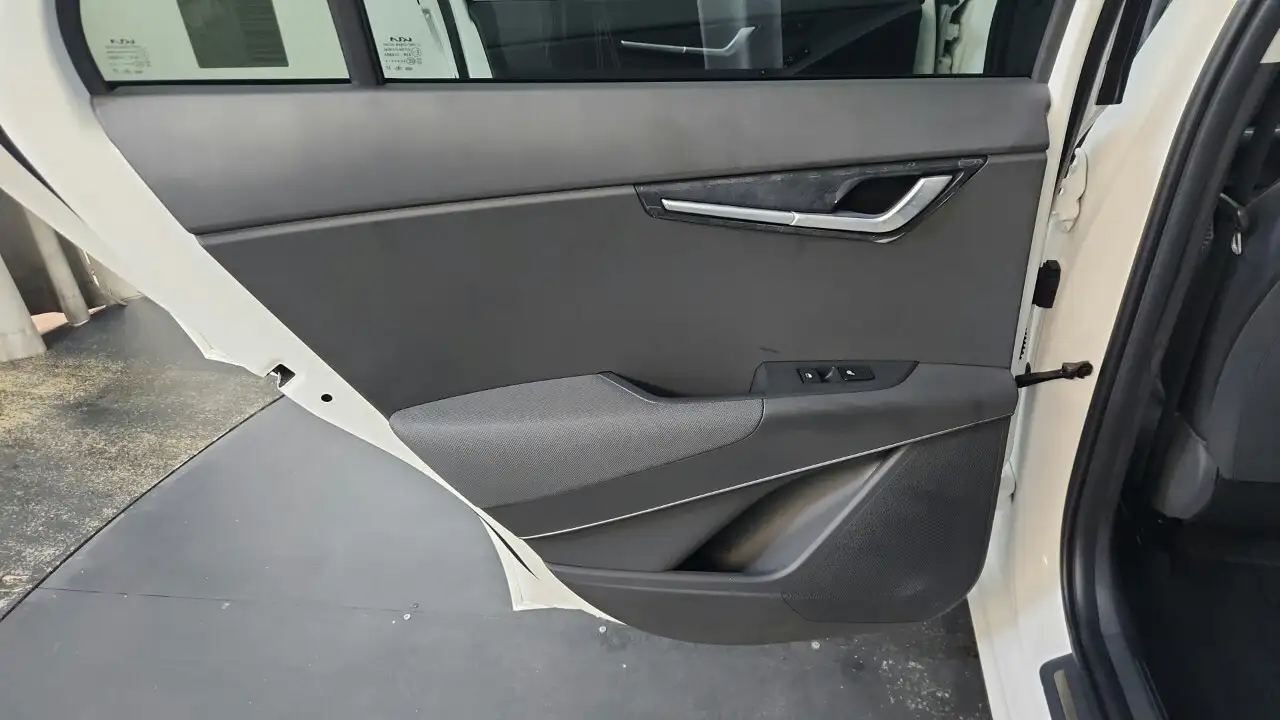 Kia Niro снимка Kia Niro