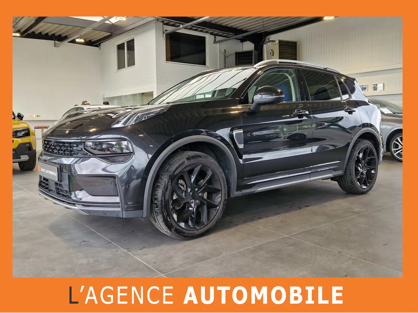 Lynk & Co 01 1.5 Turbo PHEV - Garantie 12M Zwart - 1