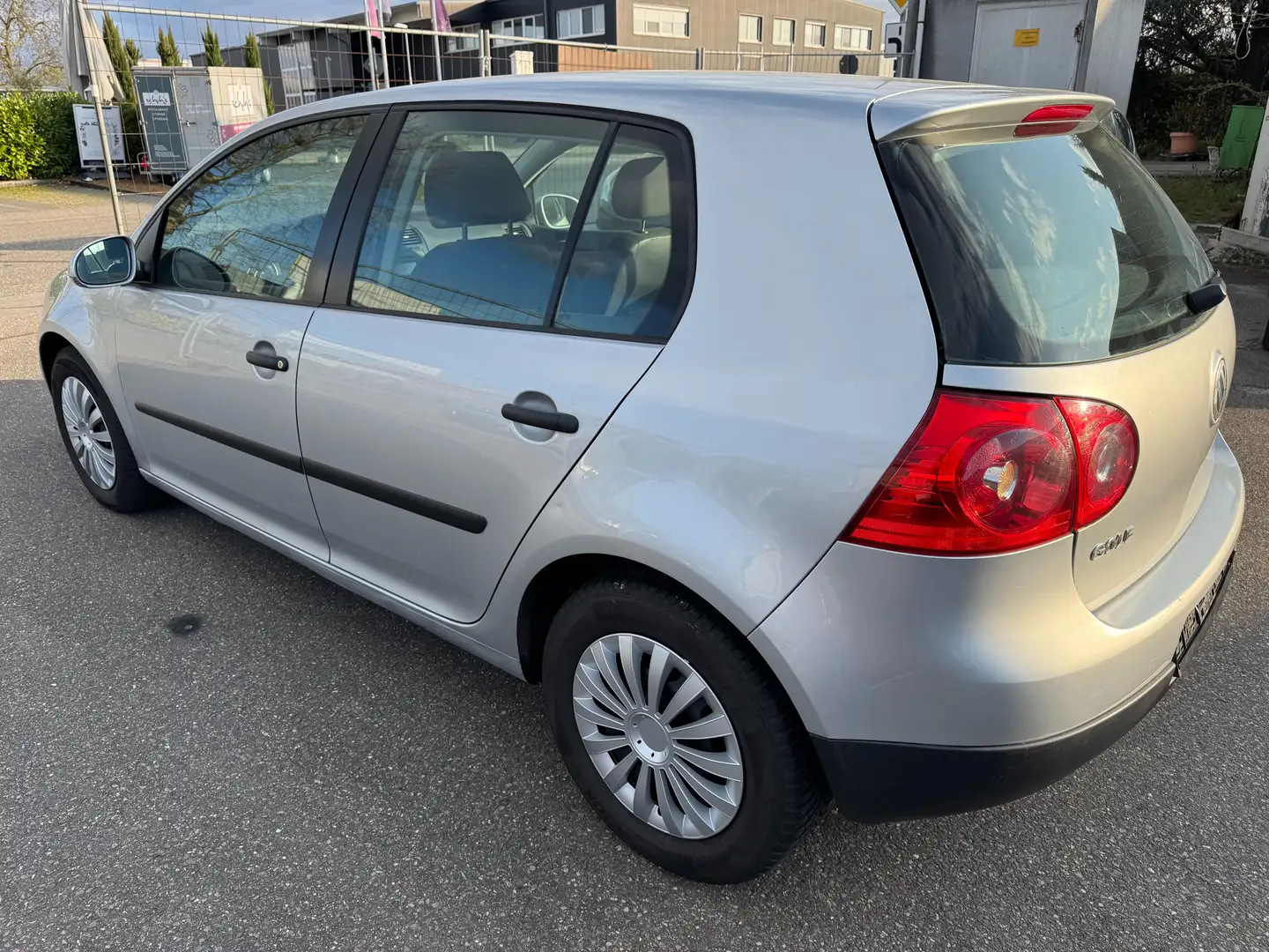 Volkswagen Golf Trendline TÜV Neue Szürke - 1