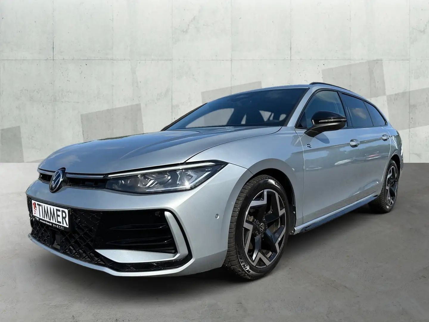 Volkswagen Passat Variant 2.0 TDI DSG R-LINE BLACK STYLE *AHK *IQ *TRAILER Silber - 2