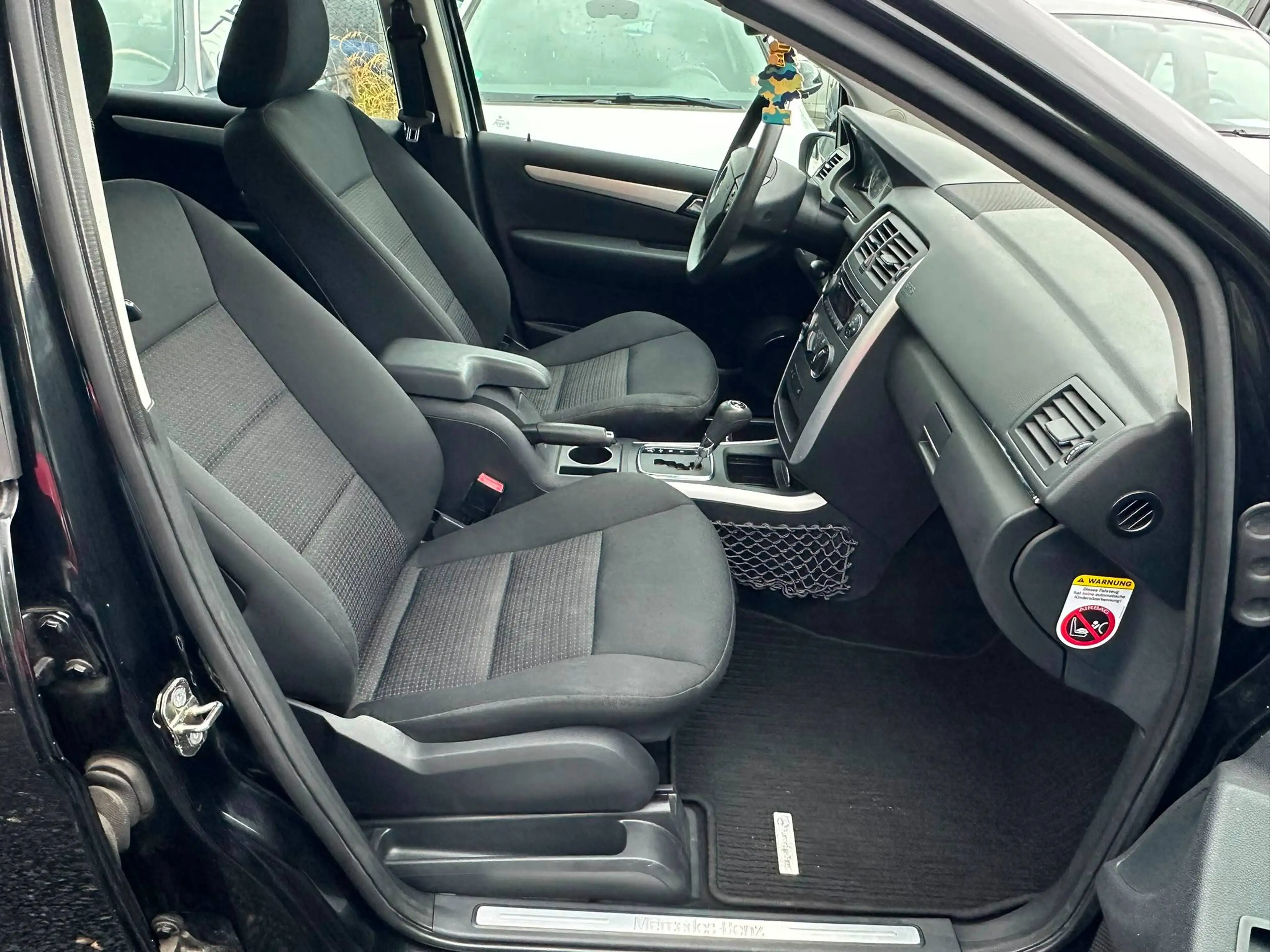 Mercedes-Benz B 200 Automatik, Pano, Tüv Neu — photo 6