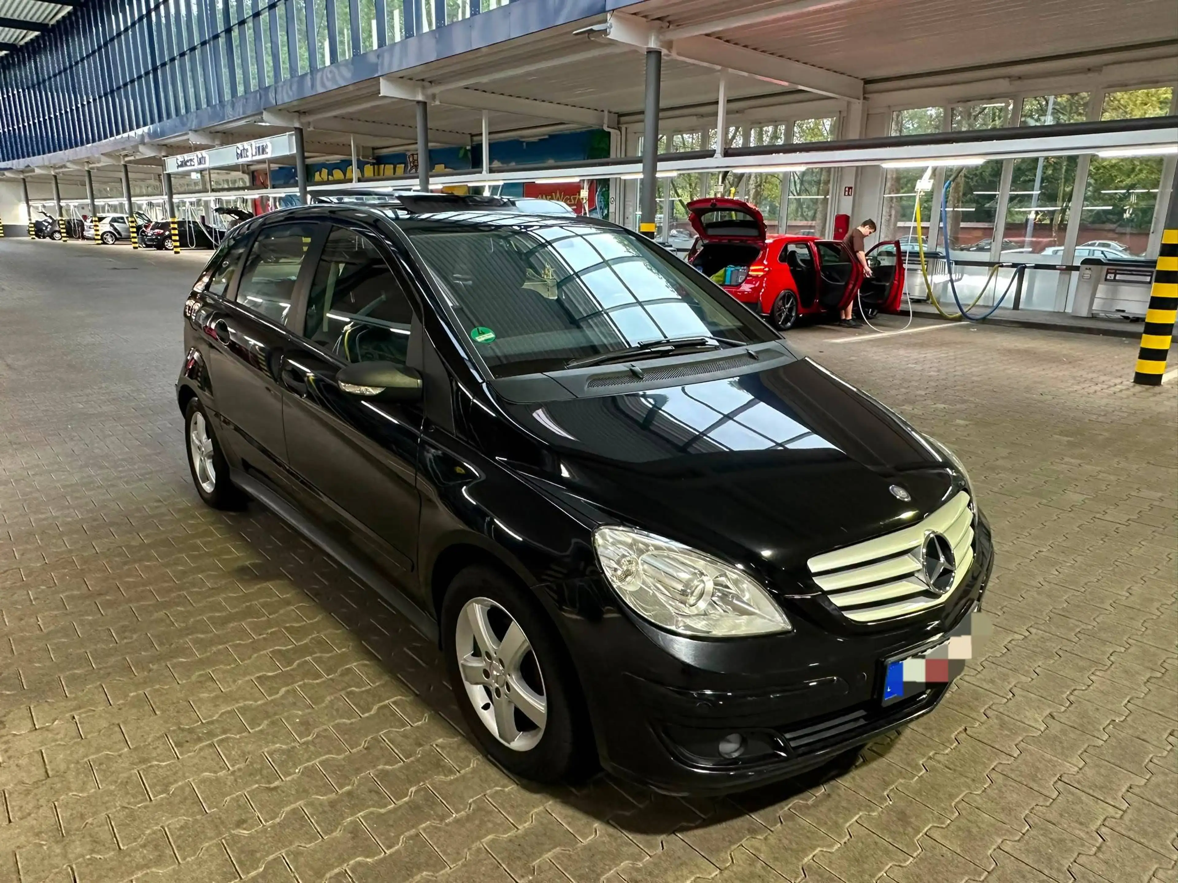 Mercedes-Benz B 200 Automatik, Pano, Tüv Neu — photo 2