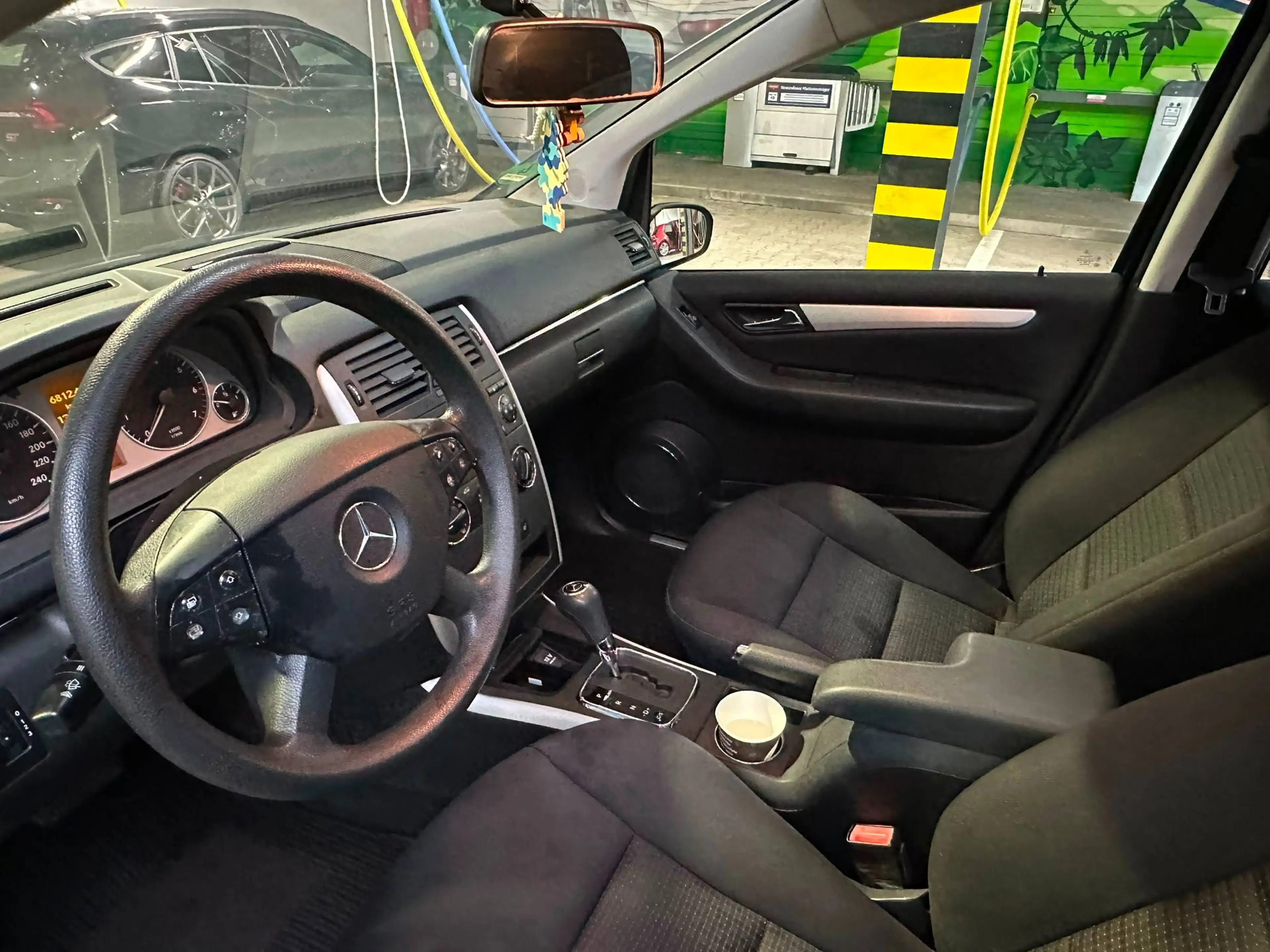 Mercedes-Benz B 200 Automatik, Pano, Tüv Neu — photo 14