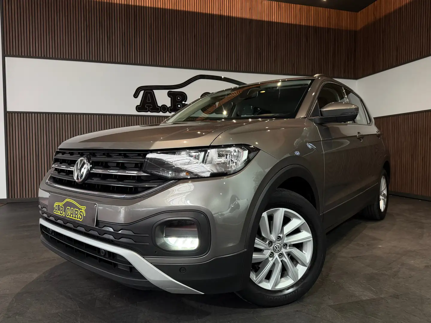 Volkswagen T-Cross 1.0 TSI *GARANTIE 12MOIS* Grijs - 1