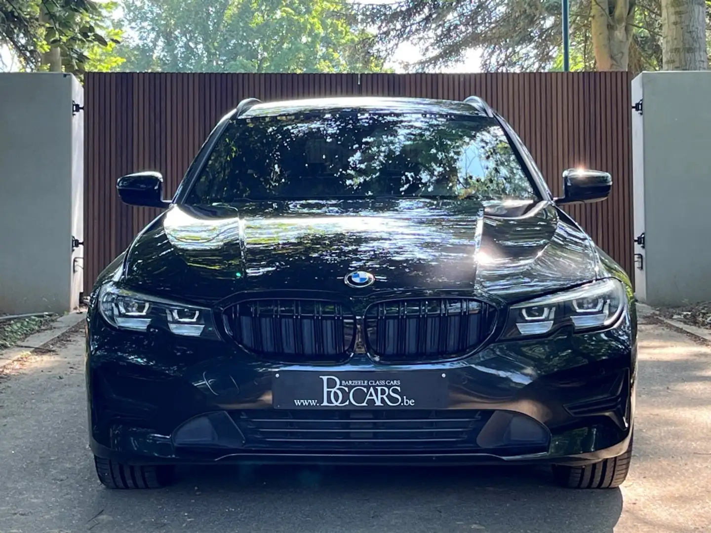 BMW 318 ia New Model G21 Navi/Cockpit Pro-Led-Leer-Pdc-19" Noir - 2