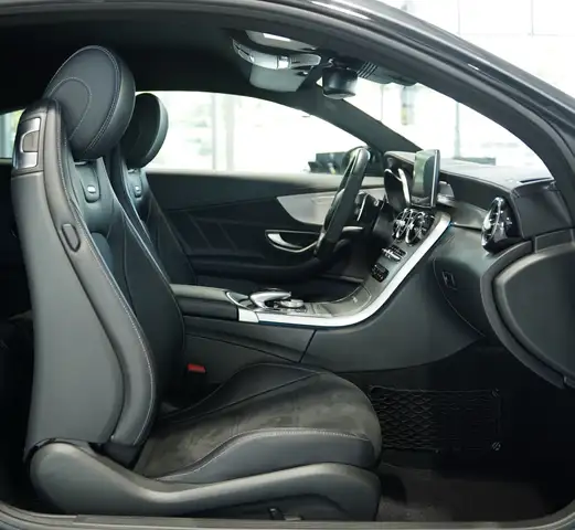Mercedes-Benz C 63 Amg view 15