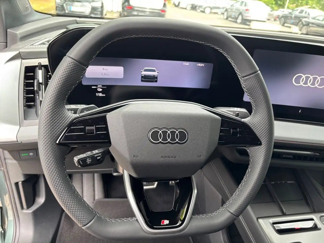 Audi Q4 2026 — фото 13