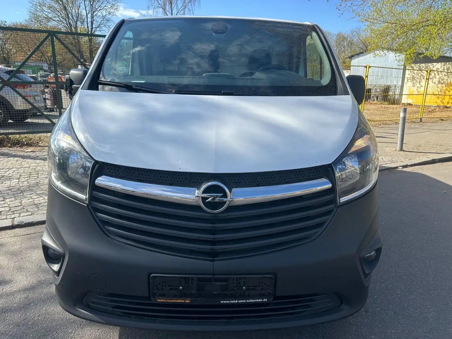 Opel Vivaro B Kasten/Kombi Kasten L1H1  2,7t Weiß - 2