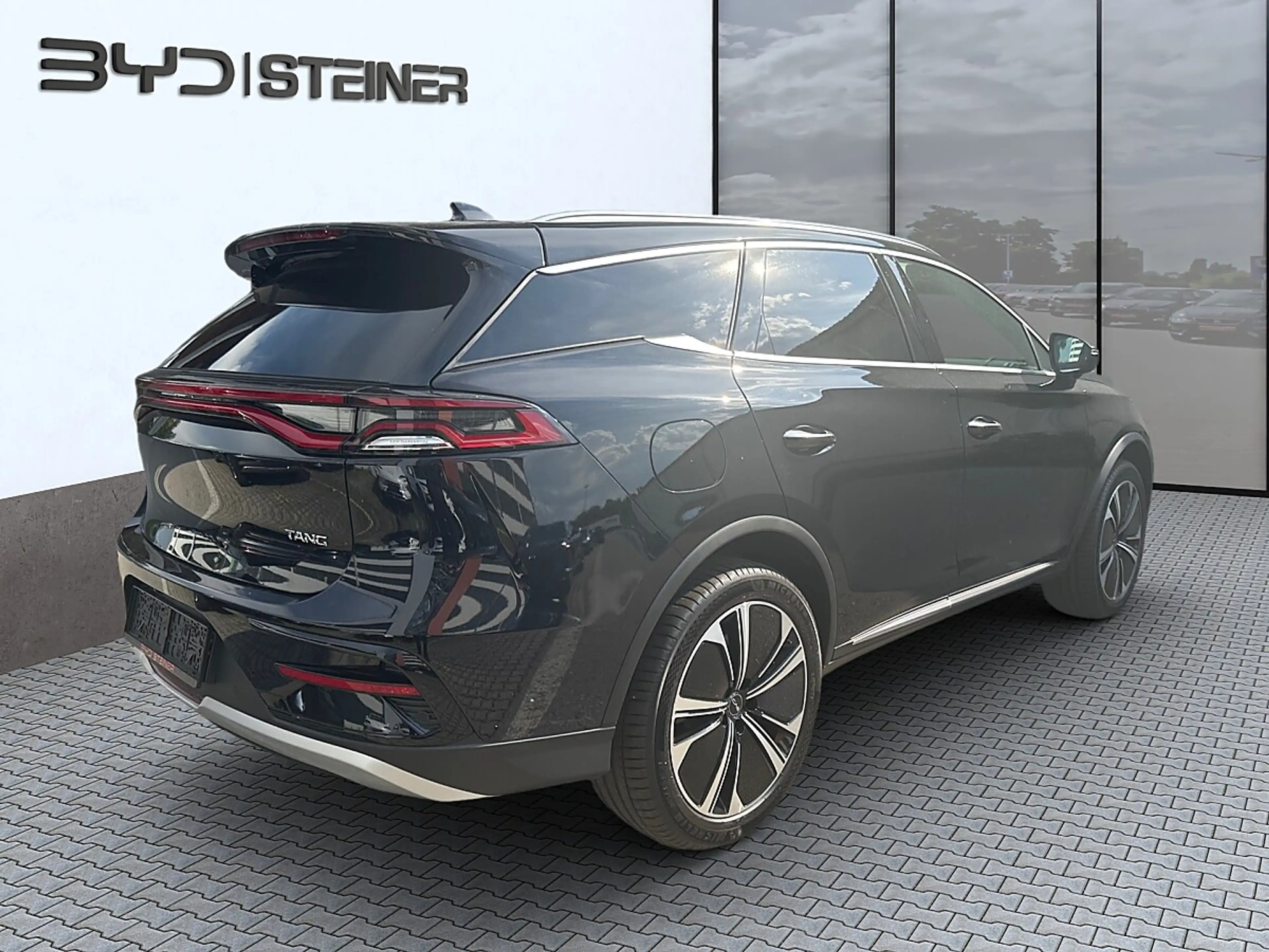 BYD Tang 108,8 kWh Österreich Paket Flagship - BYD Steiner — photo 4