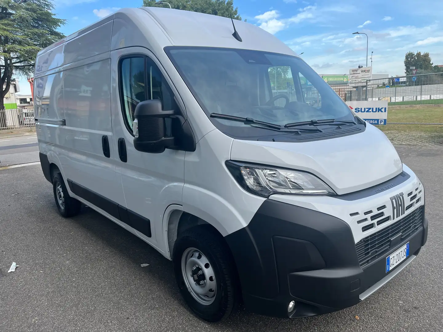 Fiat DUCATO 35 Q.LI 2.2 MJT 140 CV PM TA KM OO Weiß - 1