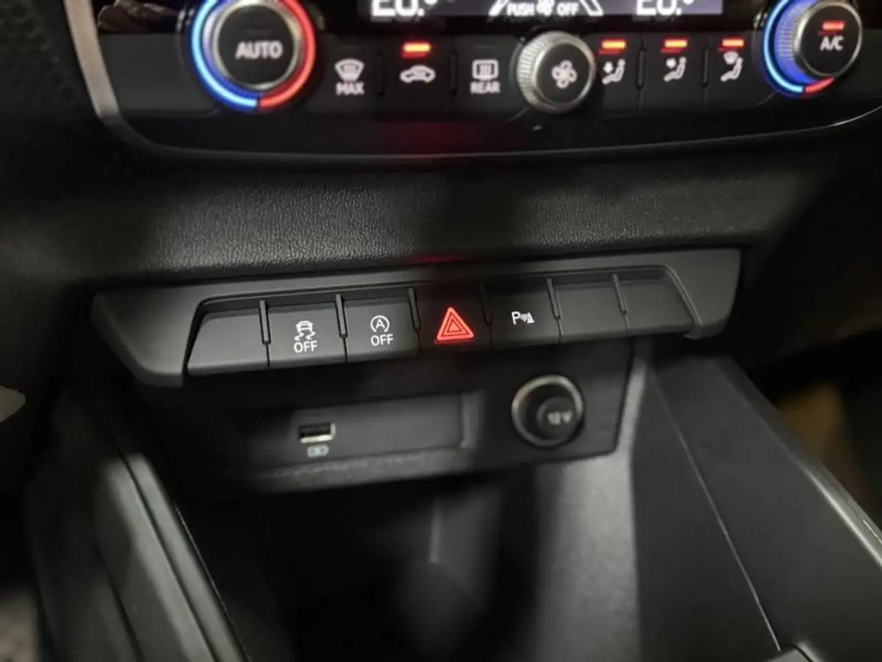 Audi A1 1.0TFSI 95cv *CARPLAY*NAVI*CLIM*CRUISE*LIMIT* 1.0T, миниатюра 23
