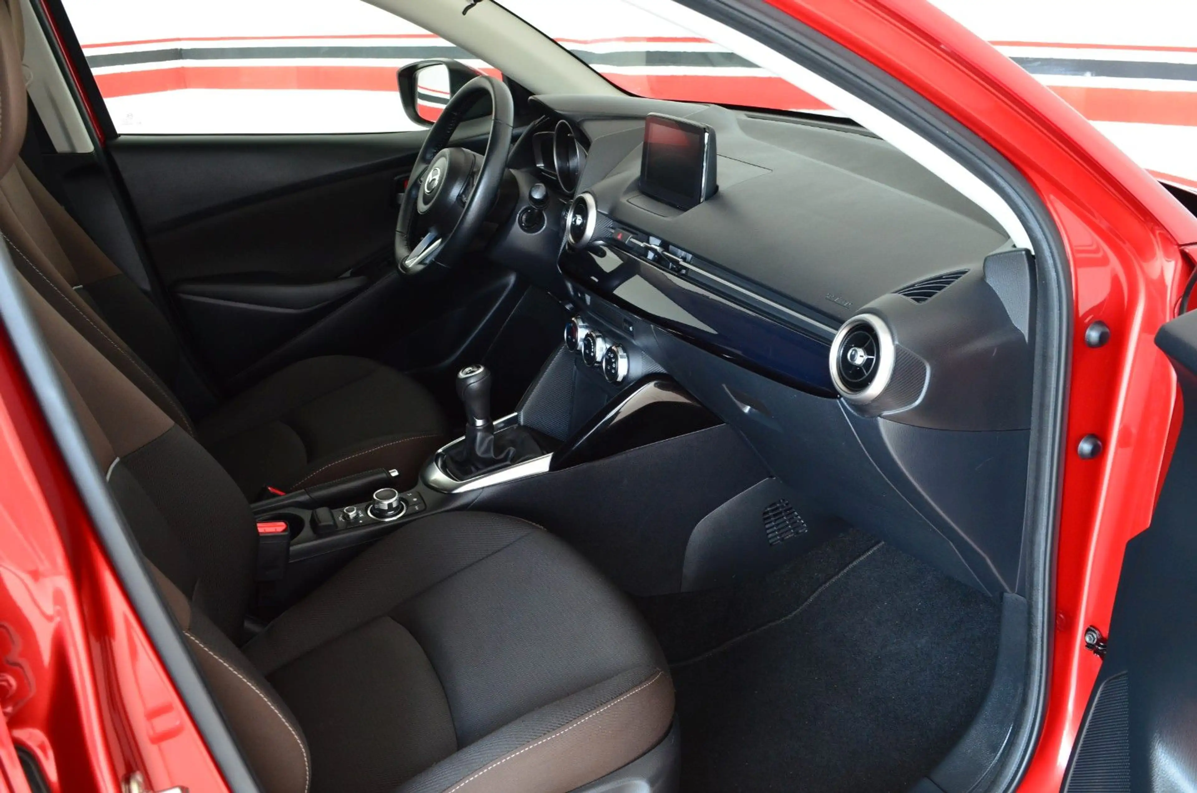 Mazda 2 Lim. Kizoku | Navi | PDC+Kamera | Sitzheizung — photo 13