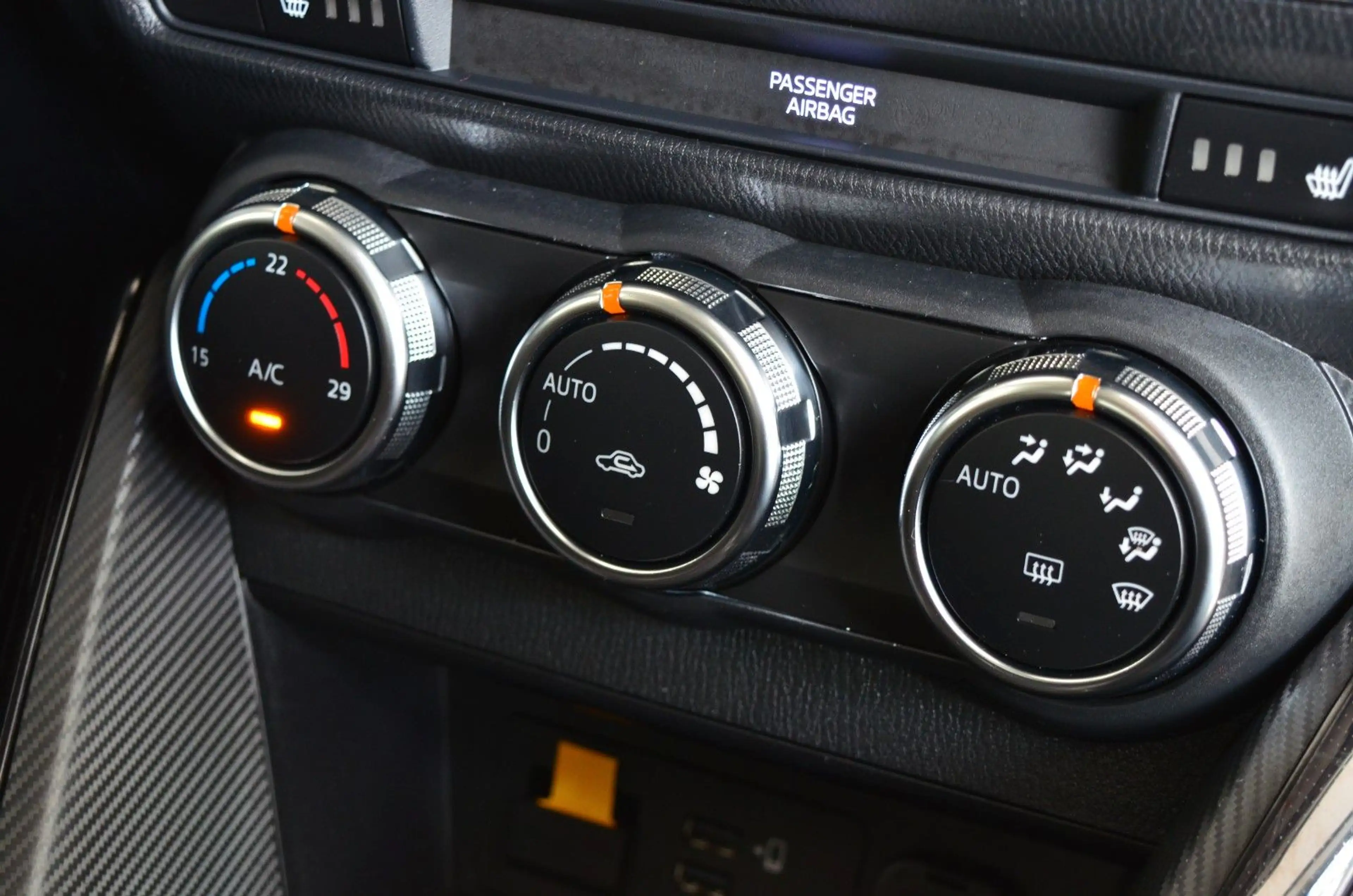 Mazda 2 Lim. Kizoku | Navi | PDC+Kamera | Sitzheizung — photo 20