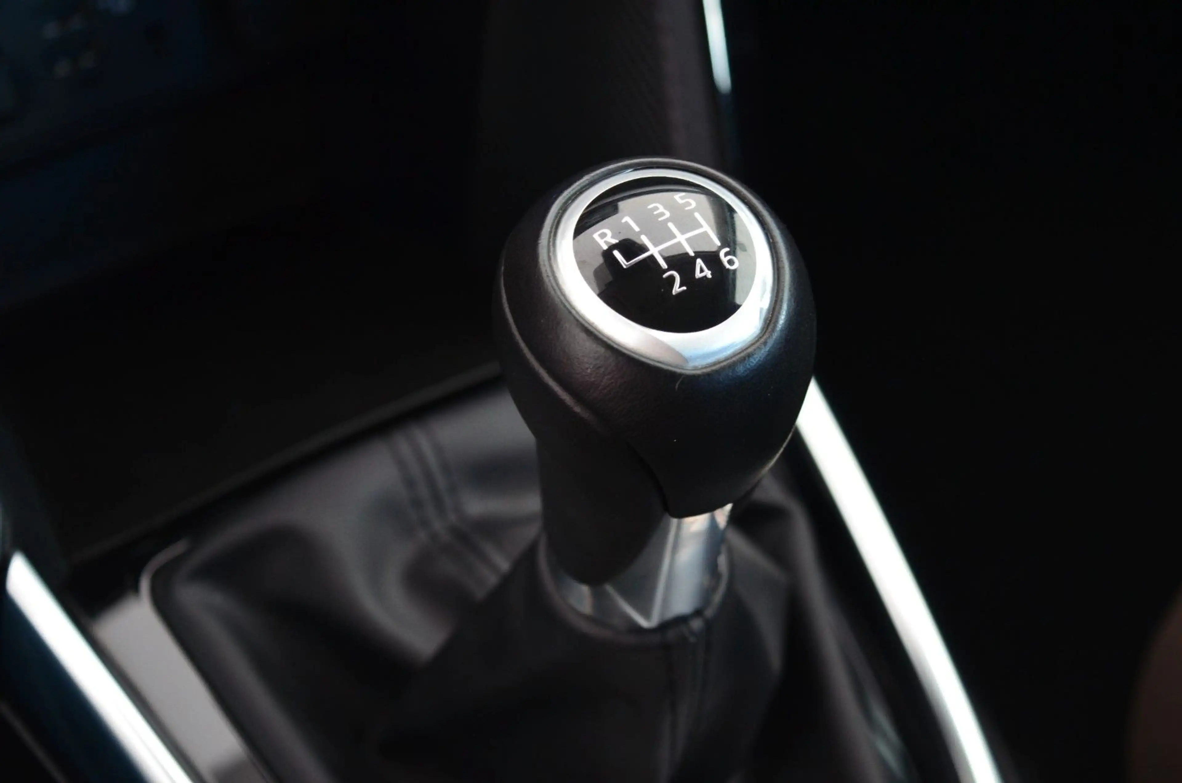 Mazda 2 Lim. Kizoku | Navi | PDC+Kamera | Sitzheizung — photo 25