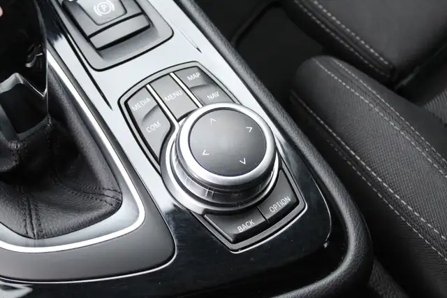 BMW 2 Series view 14