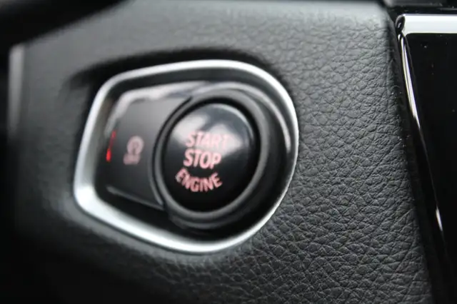BMW 2 Series view 20