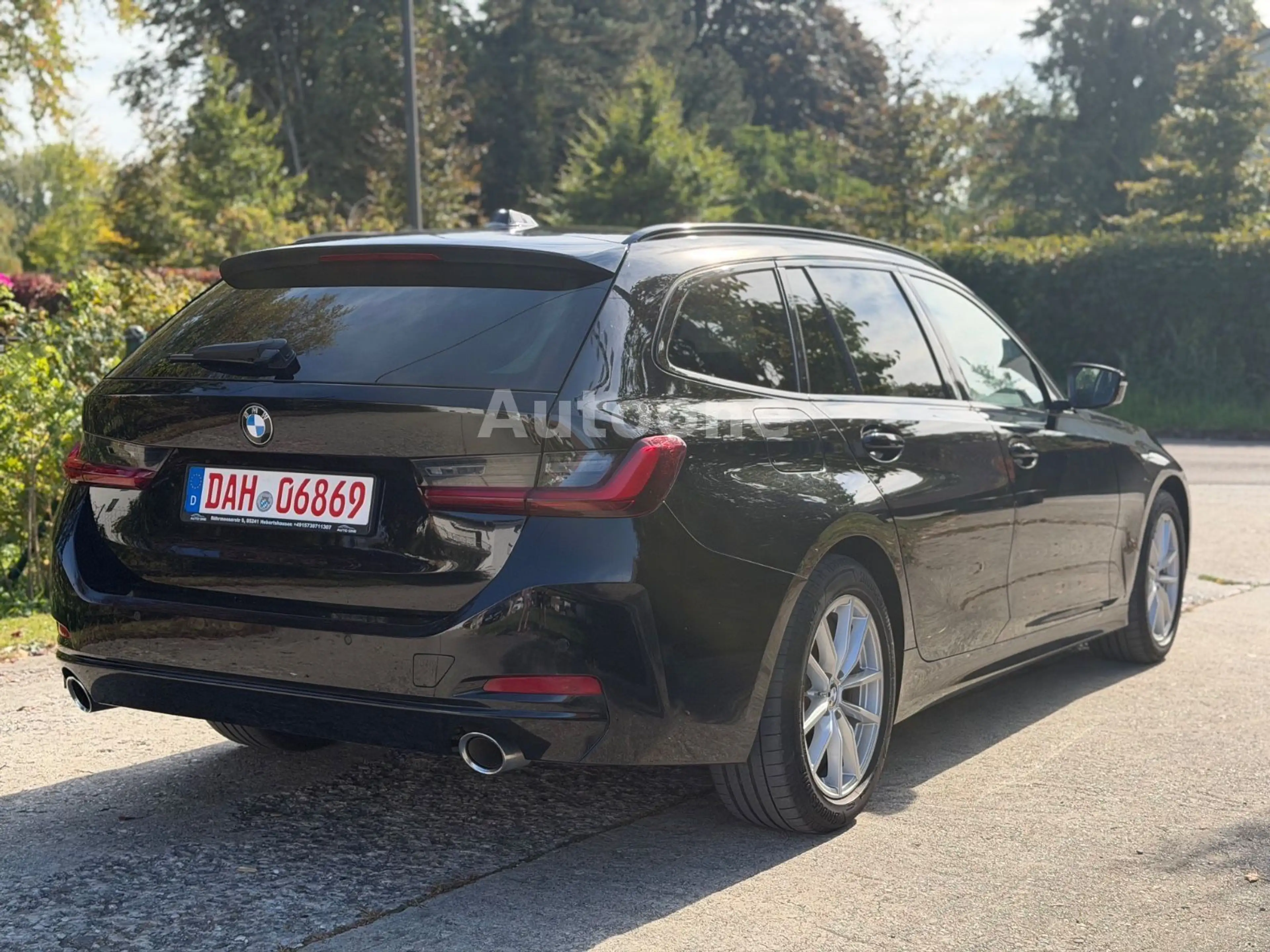 BMW 318 3 Touring 318 d — photo 3