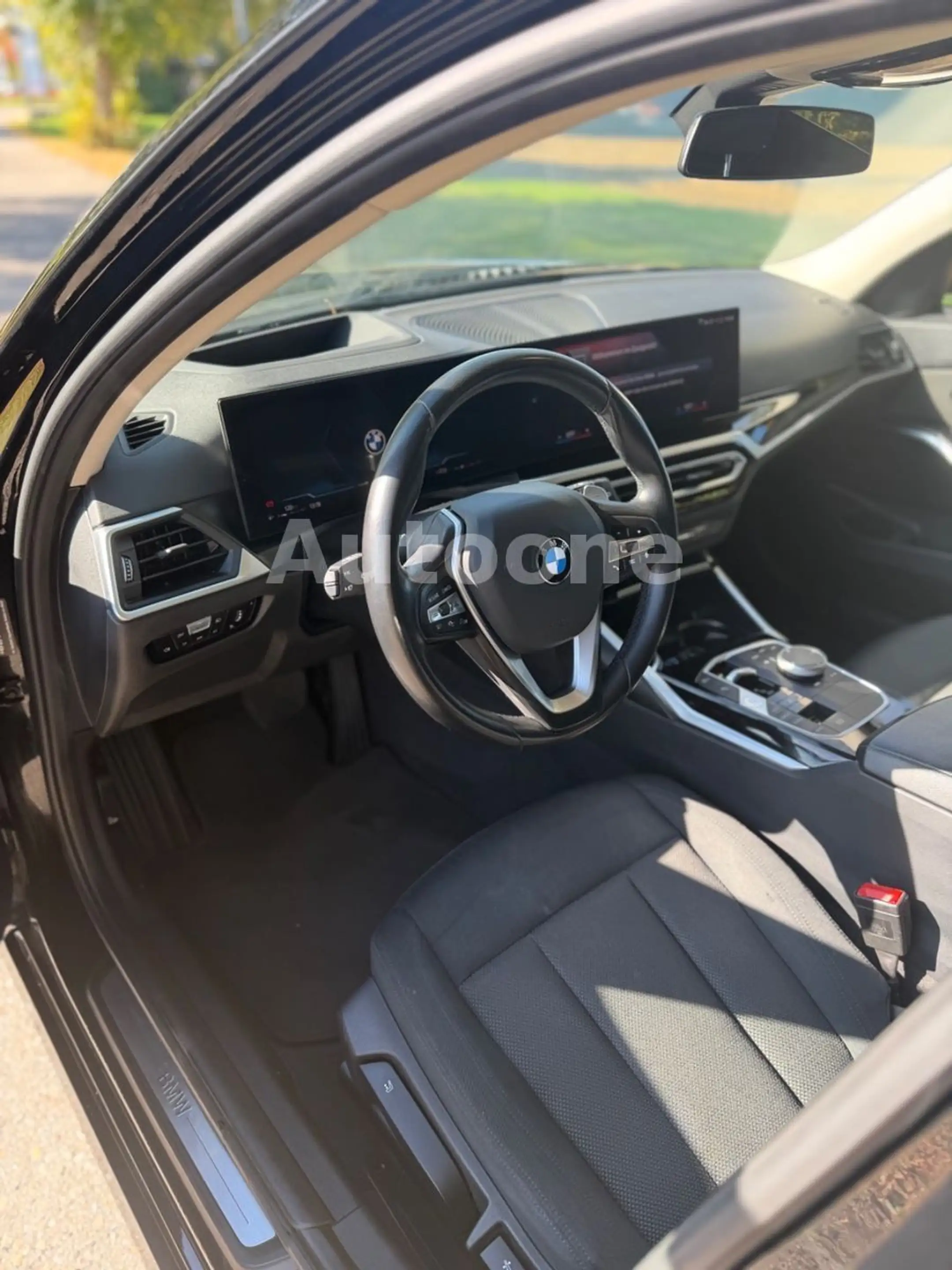 BMW 318 3 Touring 318 d — photo 7