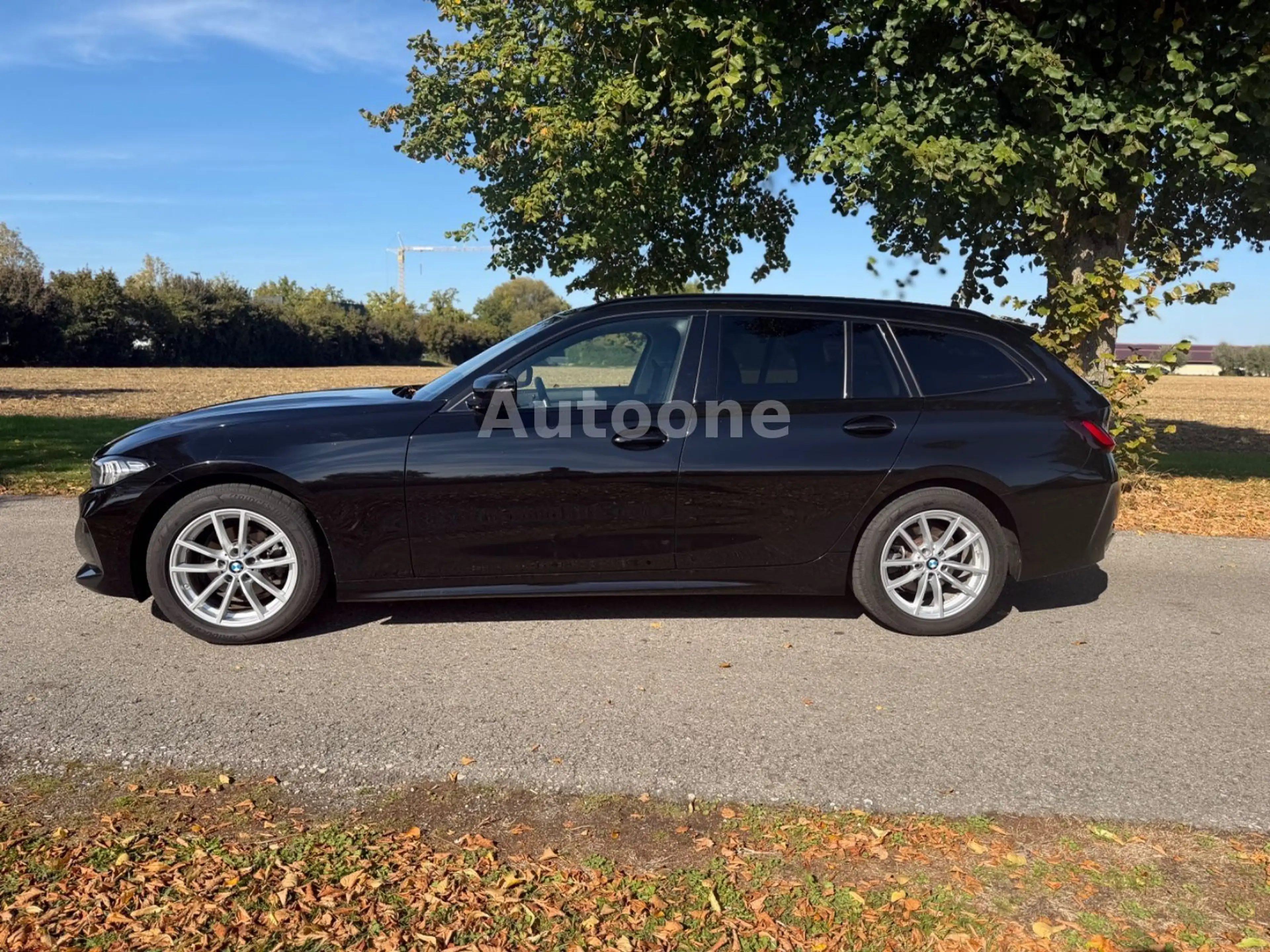BMW 318 3 Touring 318 d — photo 6
