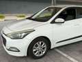 Hyundai i20 1.2 MPI Tecno Nav Wit - thumbnail 2