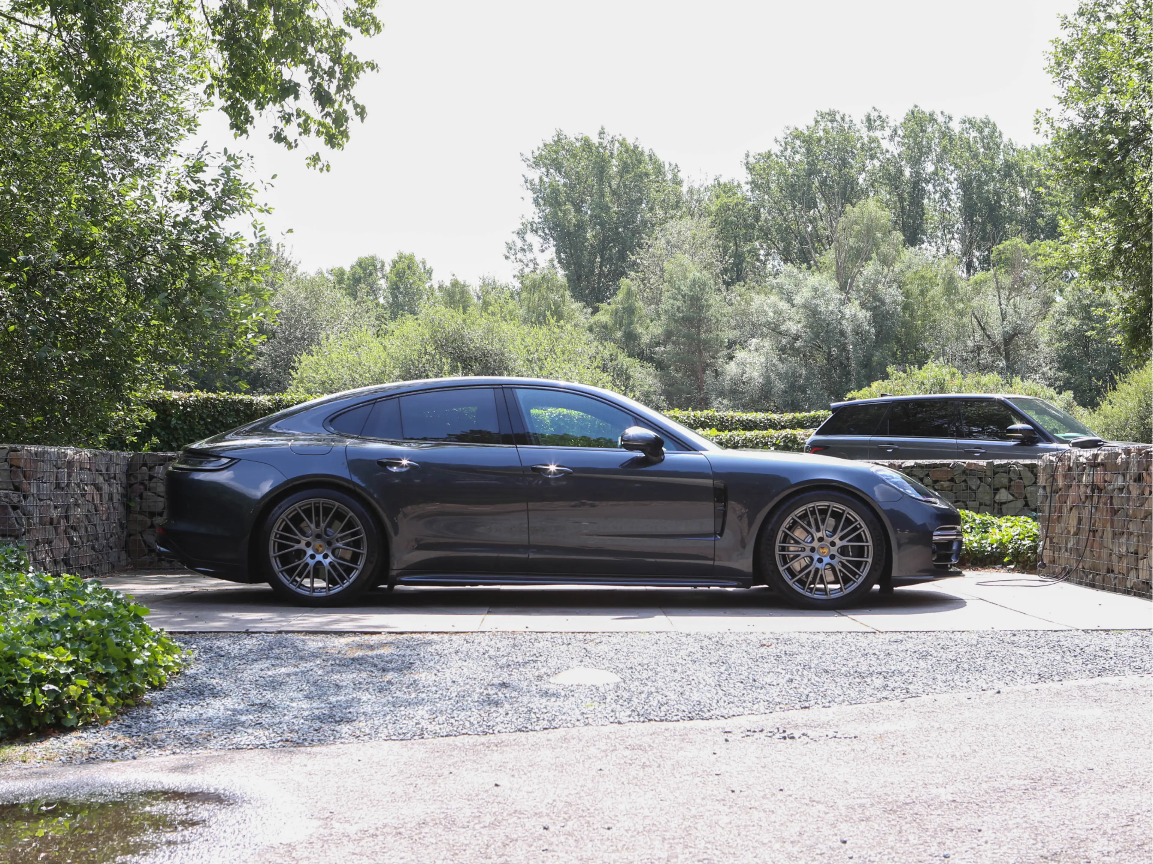 Porsche Panamera 4 E-Hybrid Platinum Edition — photo 4