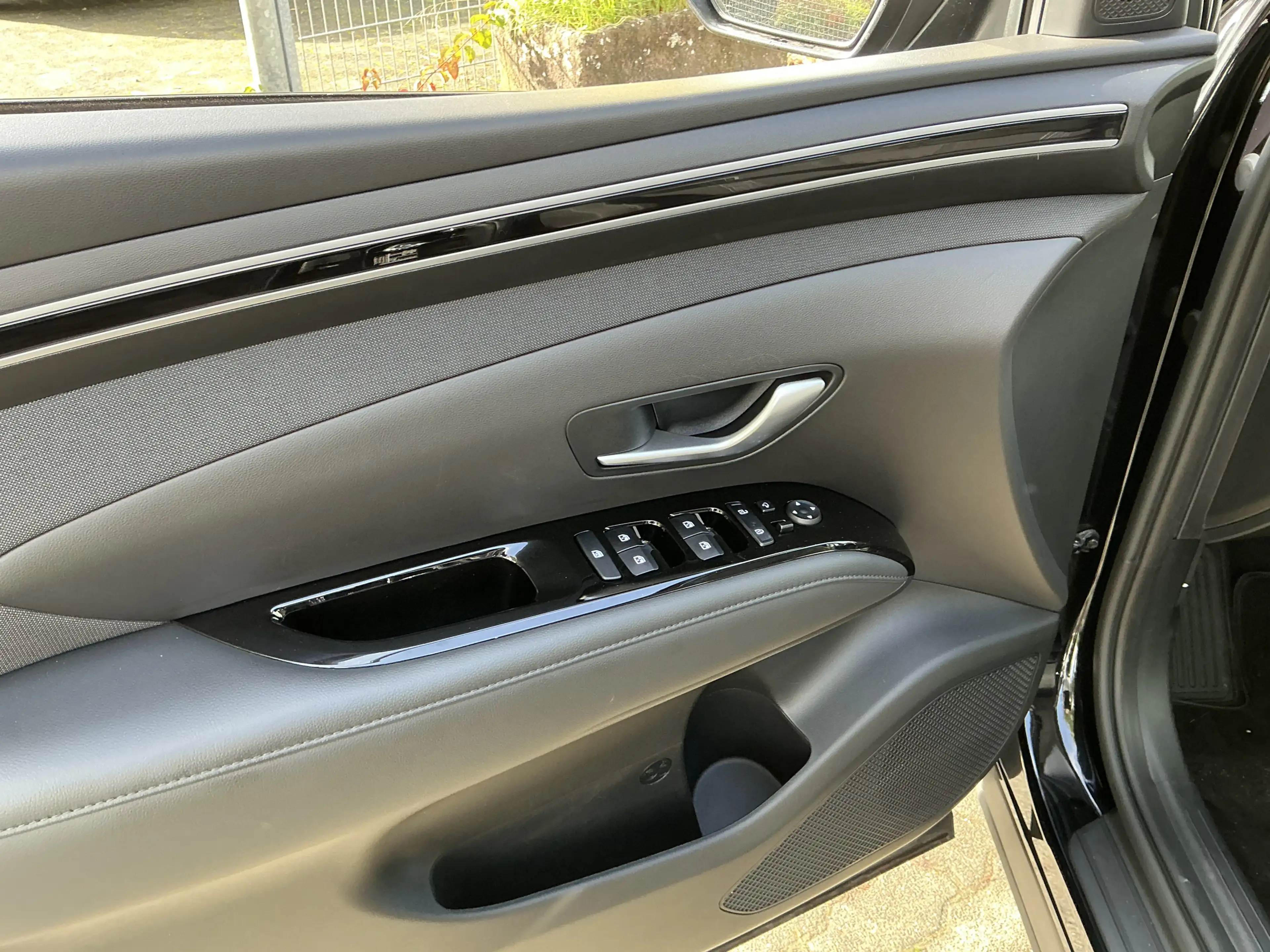 Hyundai TUCSON Select Mild-Hybrid R.Cam Navi LED SHZ DAB — photo 6