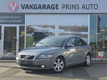 2.0 D3 Momentum |AUTOMAAT|TREKHAAK|CRUISE|AIRCO|VO