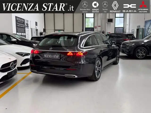 Mercedes-Benz E-Class view 2
