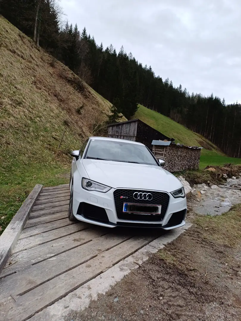 Audi RS3 SB 2,5 TFSI quattro S-tronic - 1
