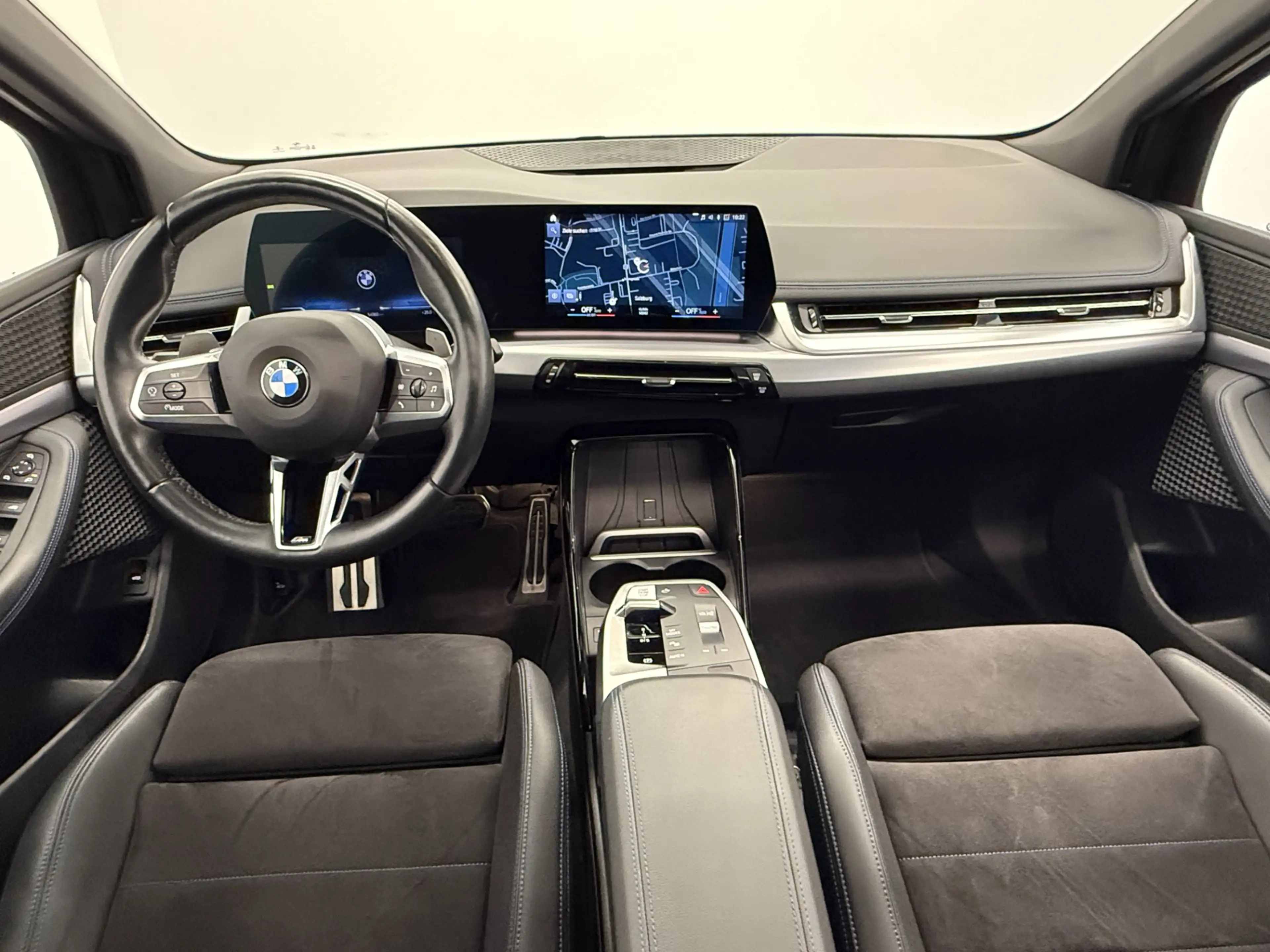 BMW 218 d — photo 6