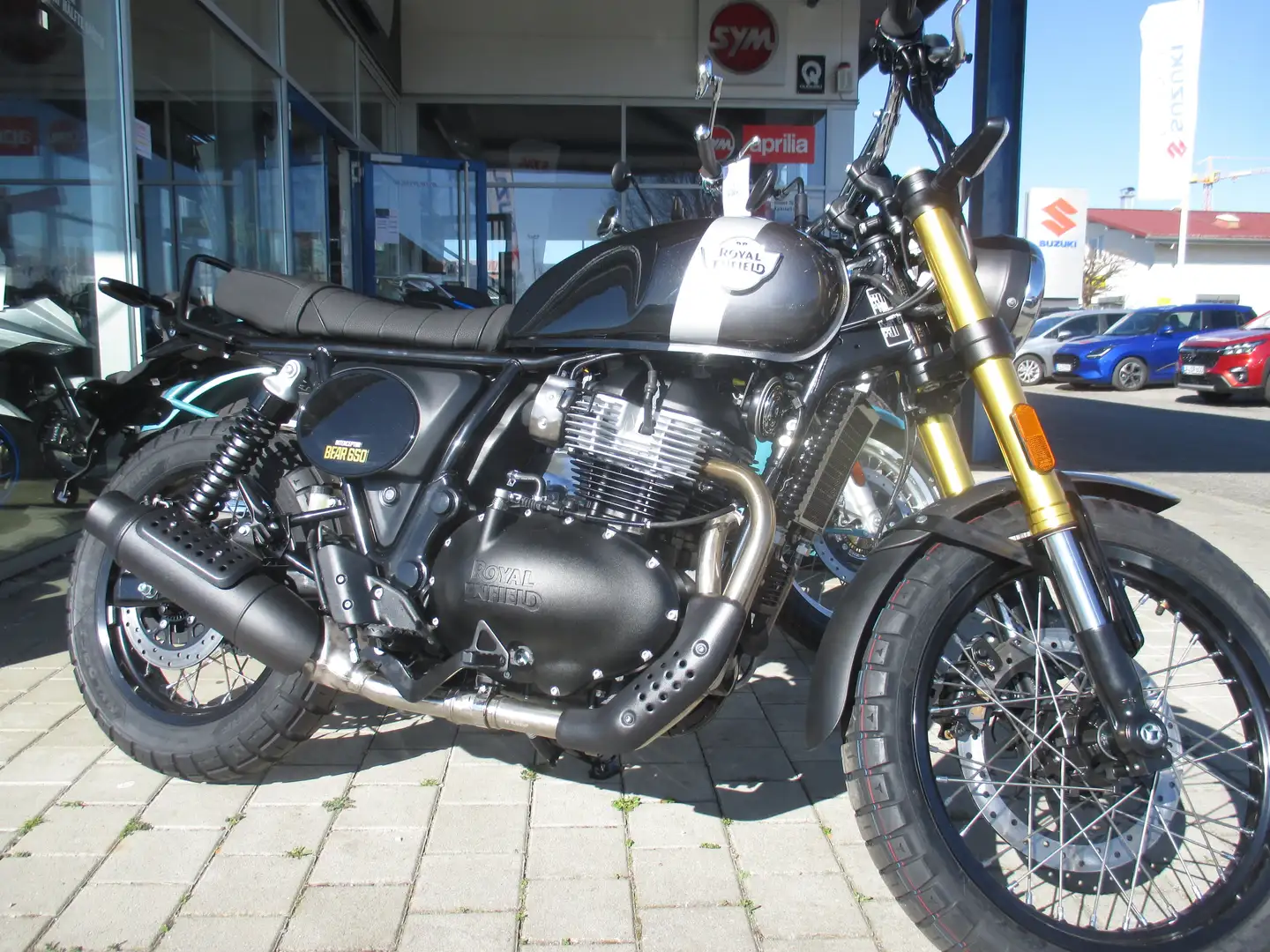 Royal Enfield Sonstige BEAR 650  "Golden Shadow" sofort Schwarz - 1
