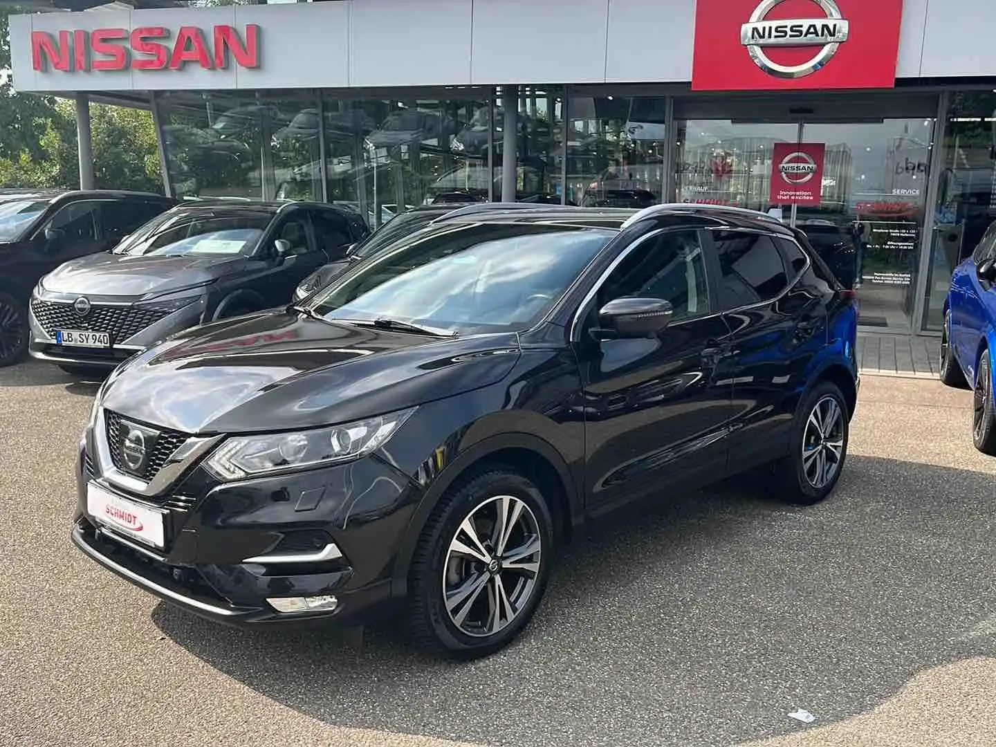 Nissan Qashqai 1.2 DIG-T N-Connecta Design Zwart - 2