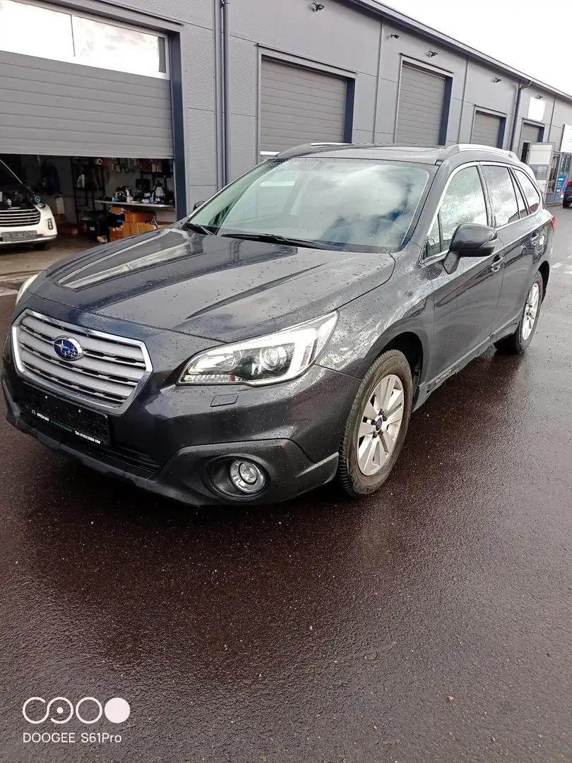 Subaru OUTBACK Comfort 8-fach Bereifung Aluräder,TÜV neu ! Grau - 1