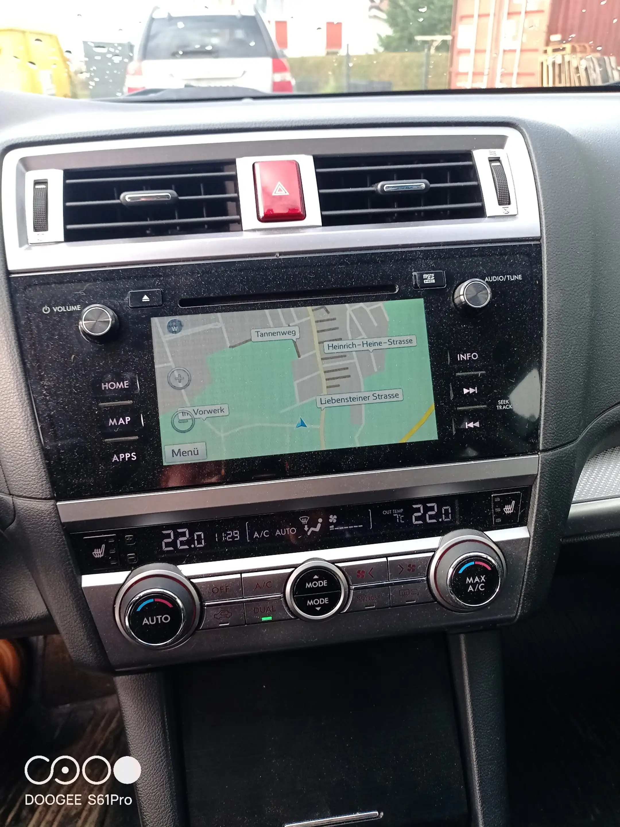Subaru OUTBACK Comfort 8-fach Bereifung Aluräder,TÜV neu ! — photo 12