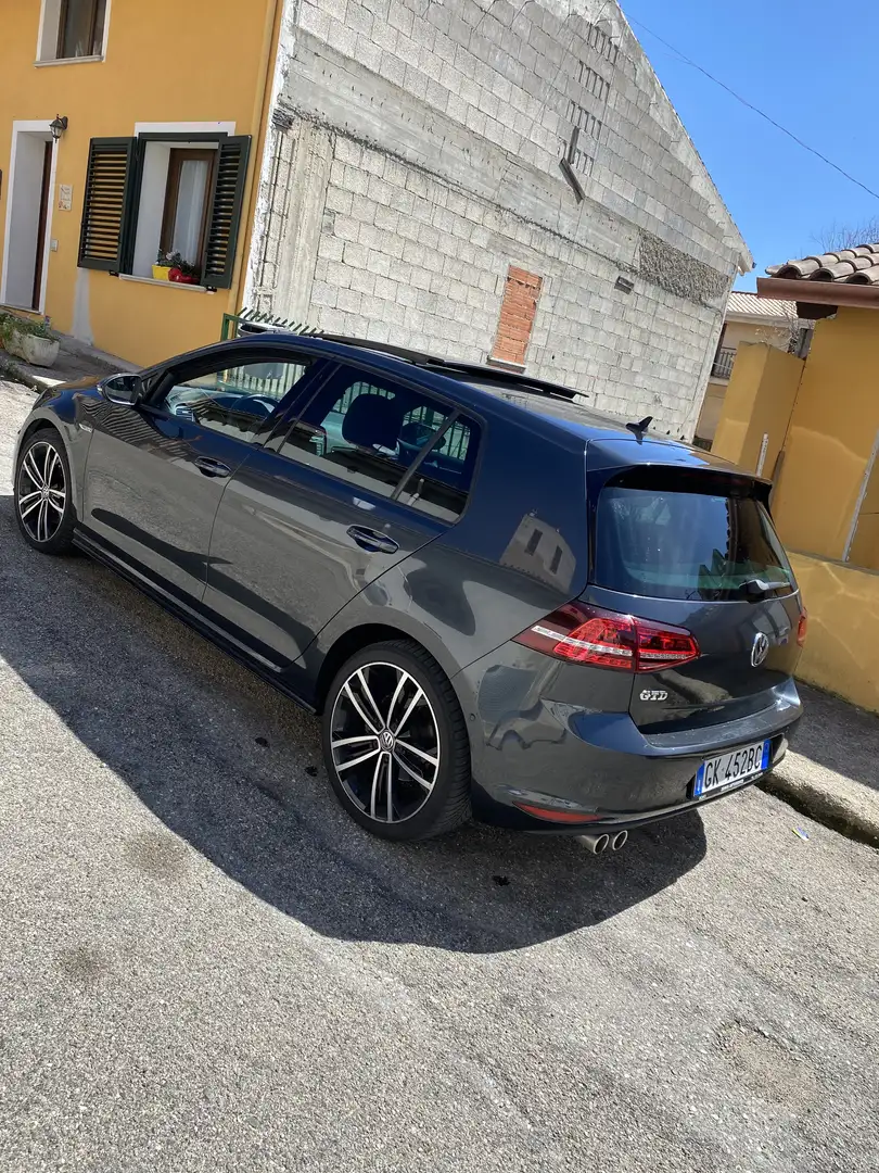 Volkswagen Golf GTD - 1