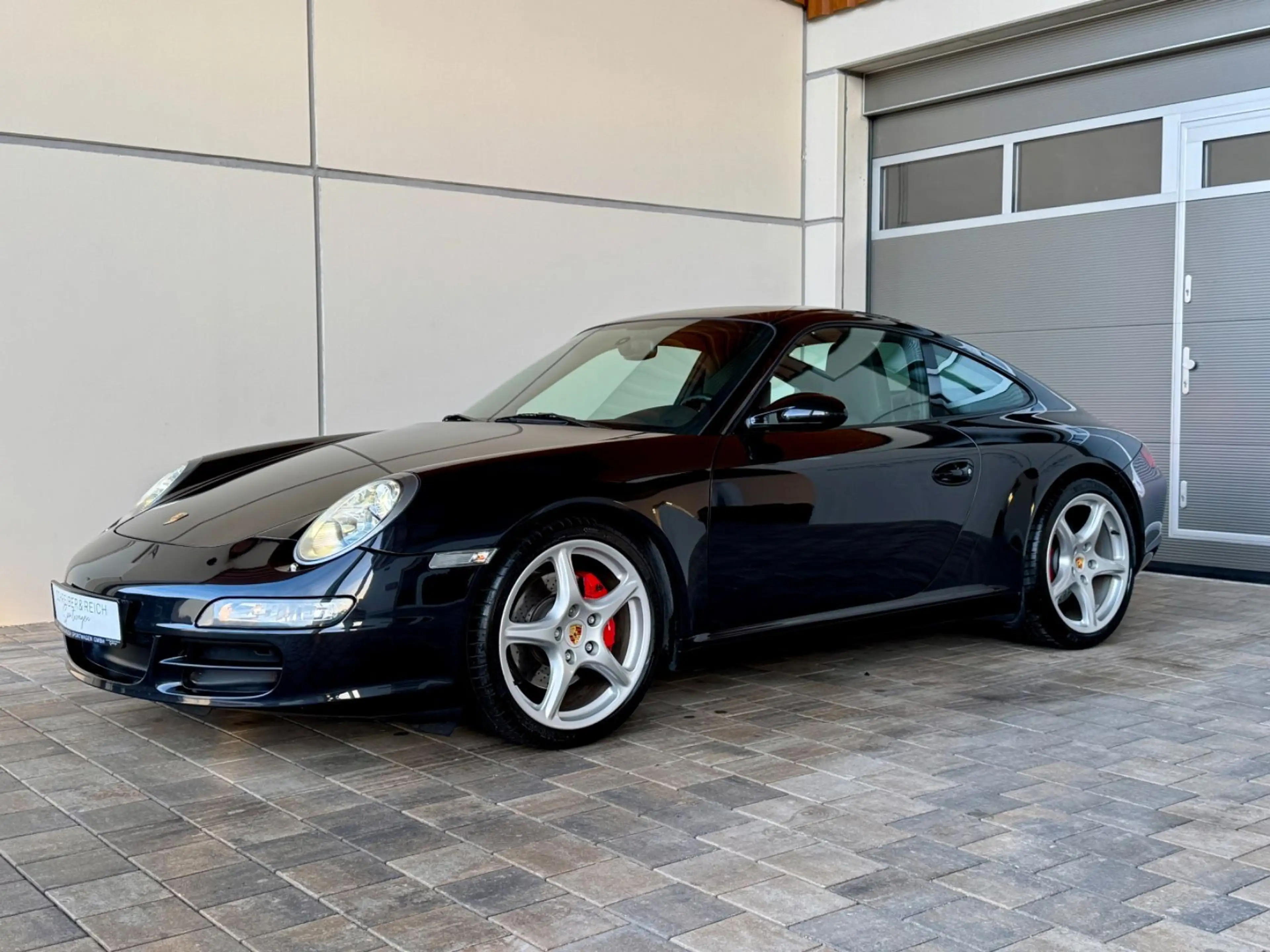 Porsche 997 .1 Carrera S Coupé Basaltschwarz/Schwarz — photo 5
