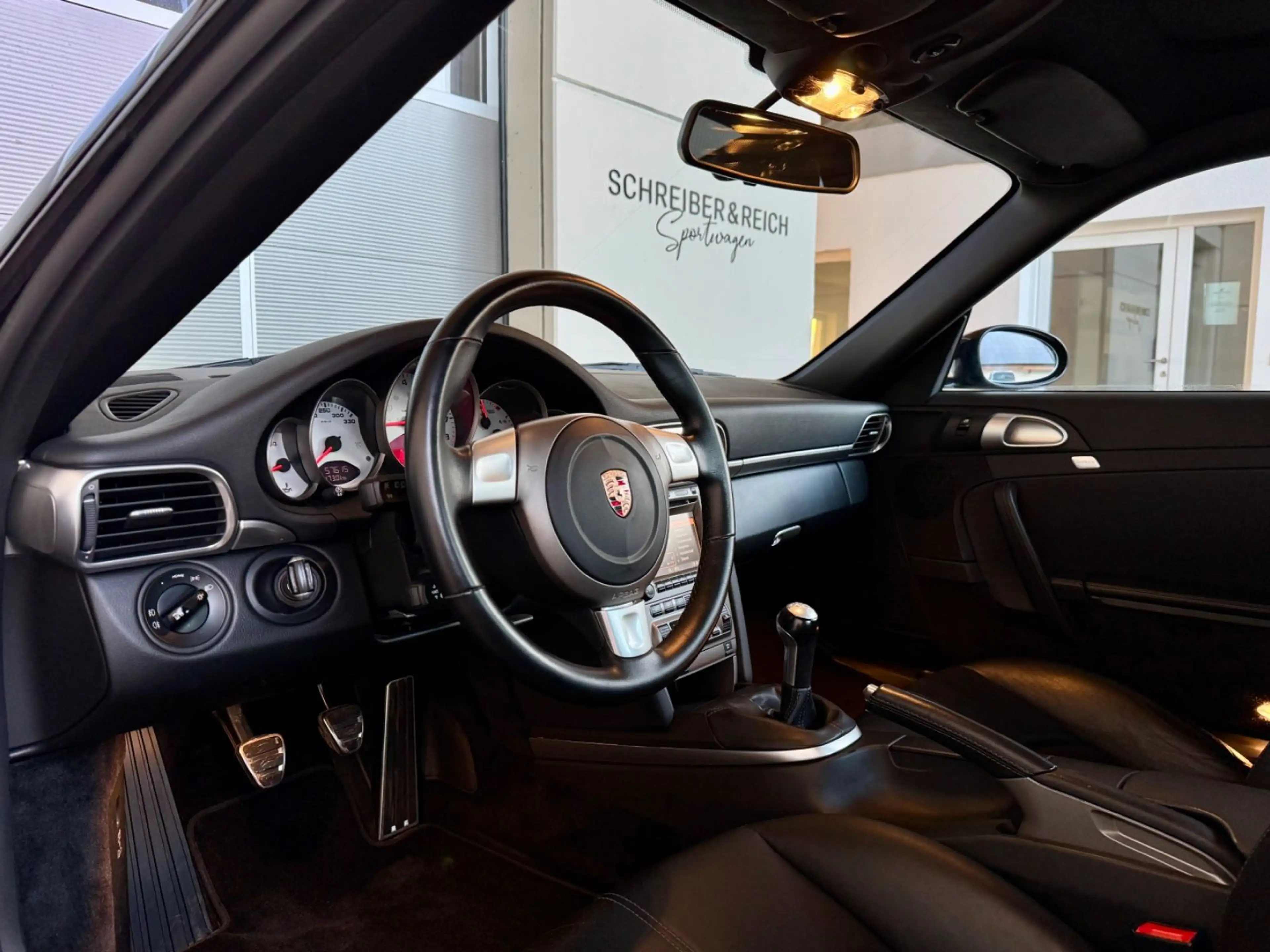 Porsche 997 .1 Carrera S Coupé Basaltschwarz/Schwarz — photo 9