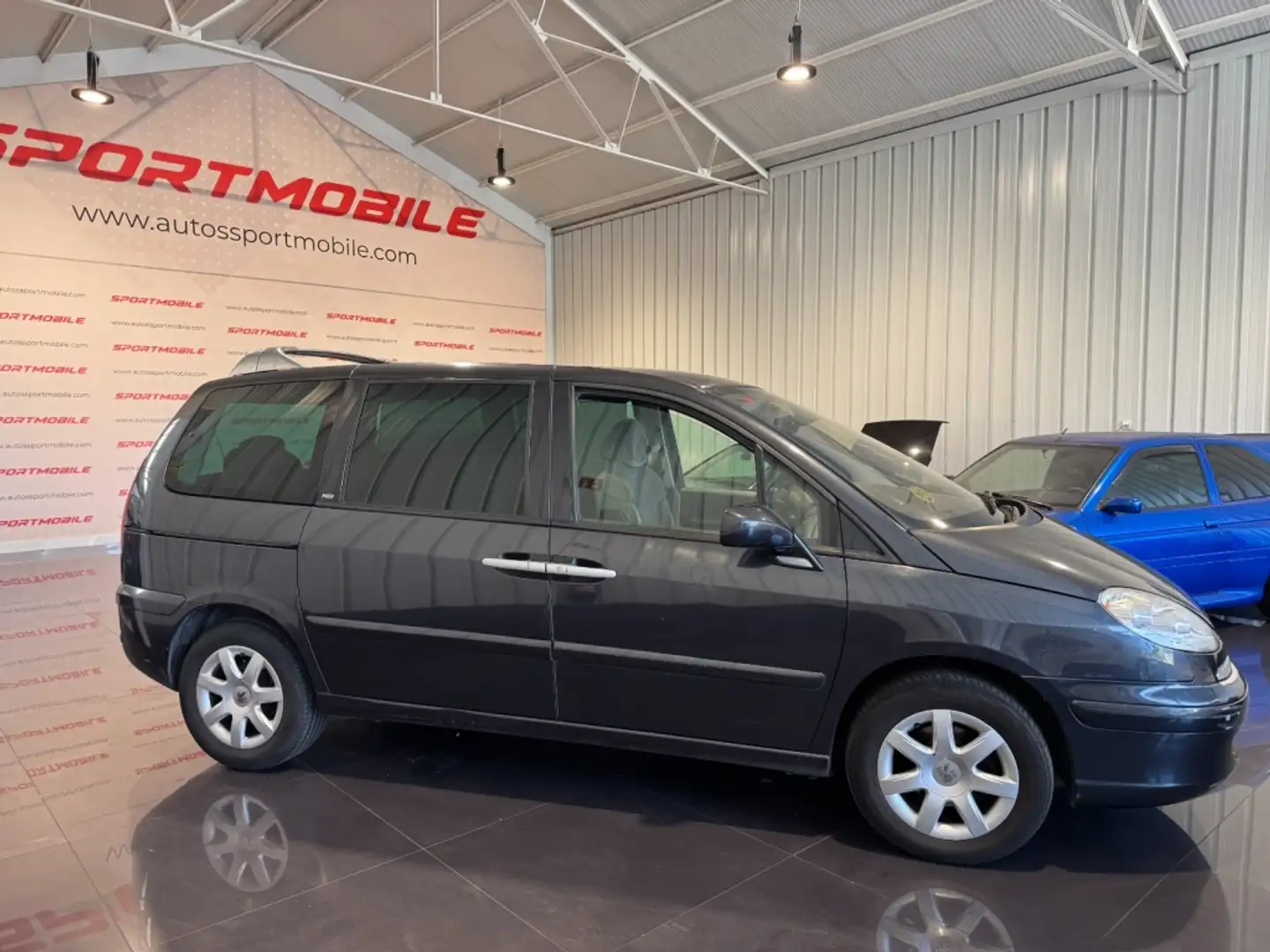 Peugeot 807 2.0HDI FAP ST Grau - 1