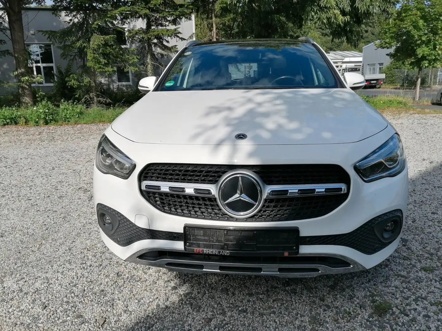 Mercedes-Benz GLA 200 d Pano,Kamera,DAB+,AHK,ServiceMB,1.Hand Blanc - 2