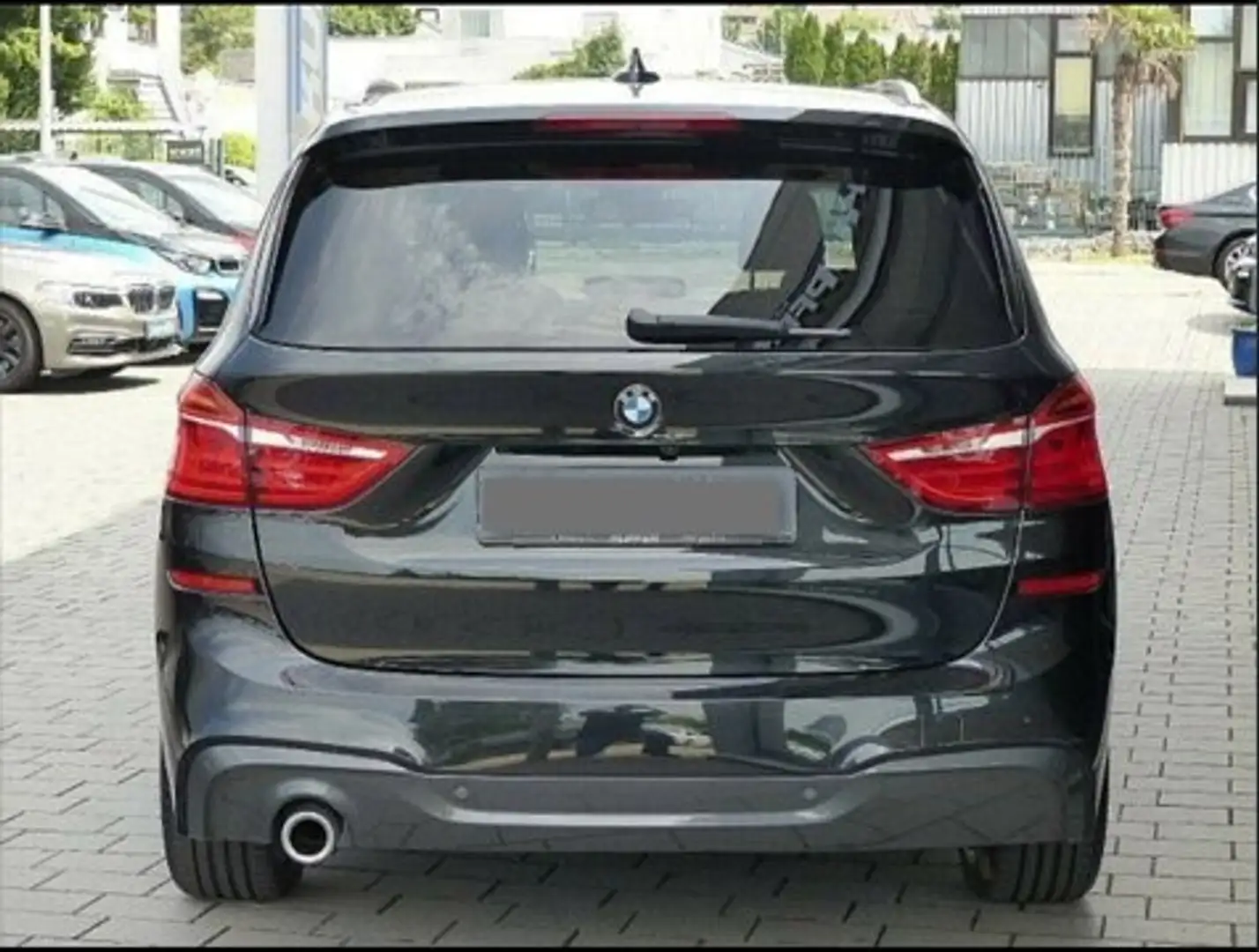 BMW 218 218i Gran Tourer Aut. M Sport Negru - 2